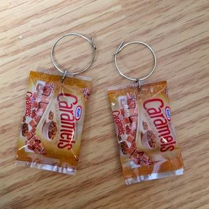 Caramels earrings!